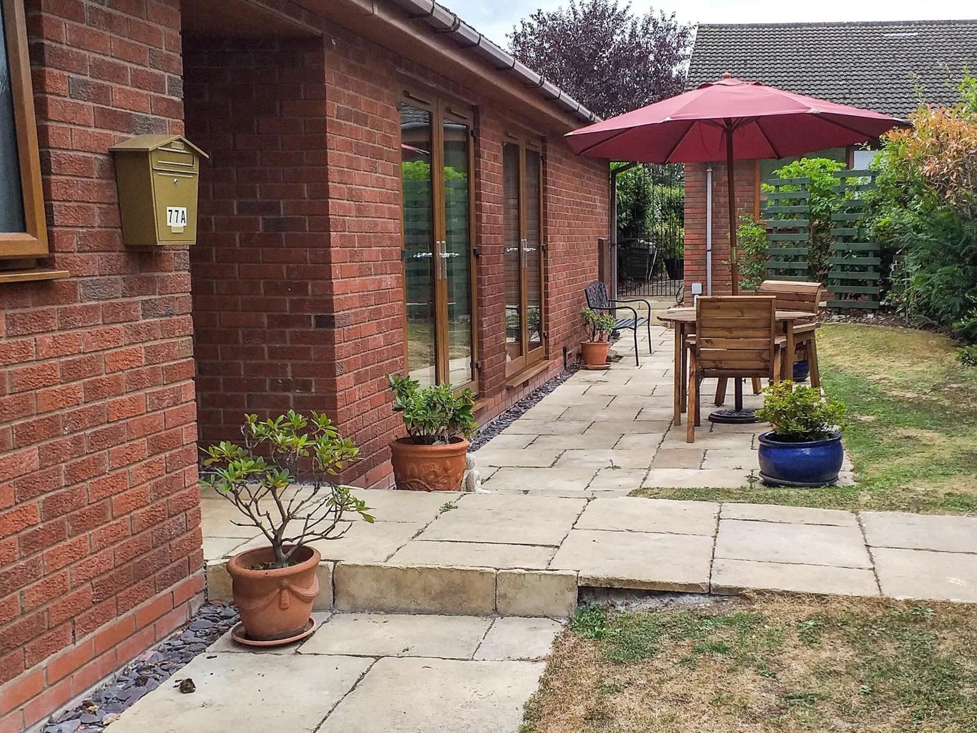 Little Acorns Villa Great Malvern Exterior photo